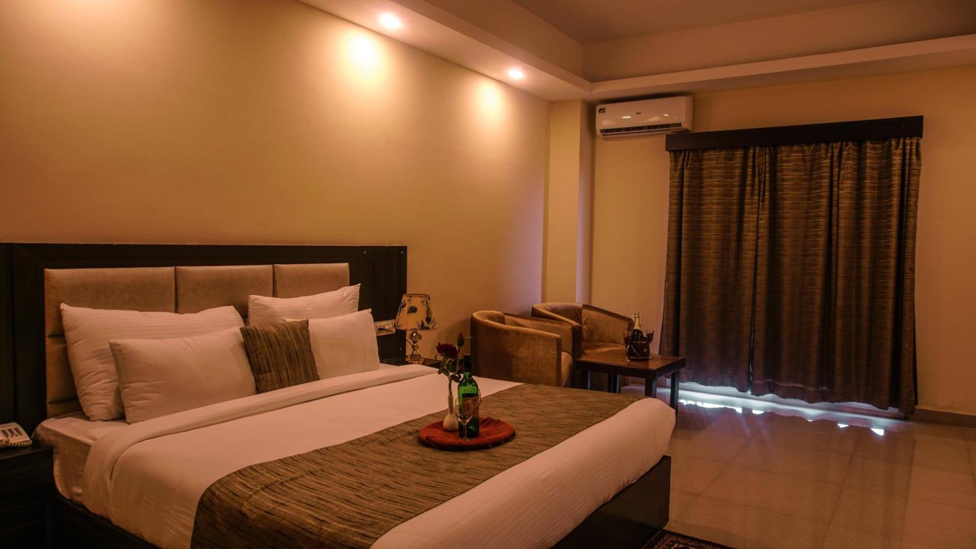 D'Polo Club & Spa Resort ดารัมซาลา ภายนอก รูปภาพ